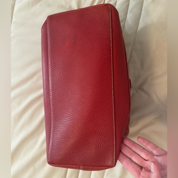 Dooney & Bourke Red Leather Hobo Bag with Sleek Design - Picture 3 of 15